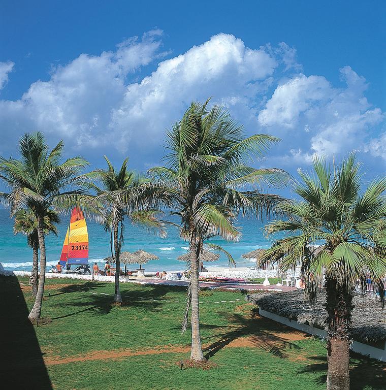 Lou'Lou'A Beach Resort Sharjah Buitenkant foto