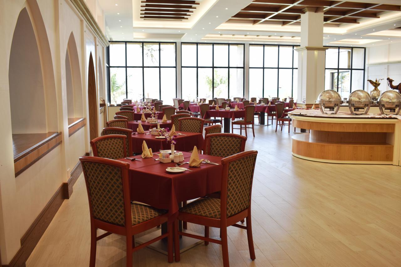 Lou'Lou'A Beach Resort Sharjah Buitenkant foto
