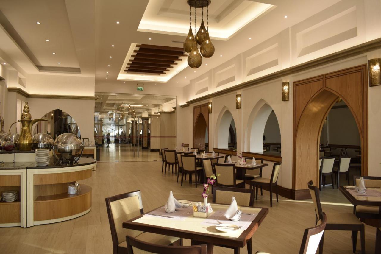 Lou'Lou'A Beach Resort Sharjah Buitenkant foto